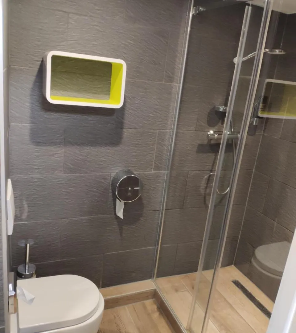 **  אמסטרדם Hotel Pagi הולנד
