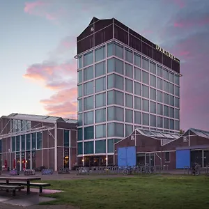 Doubletree By Hilton - Ndsm Wharf Ξενοδοχείο