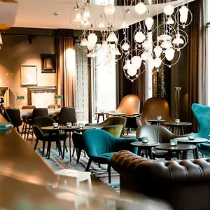 One Amsterdam-waterlooplein Otel