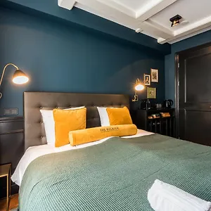 The Bolster Otel
